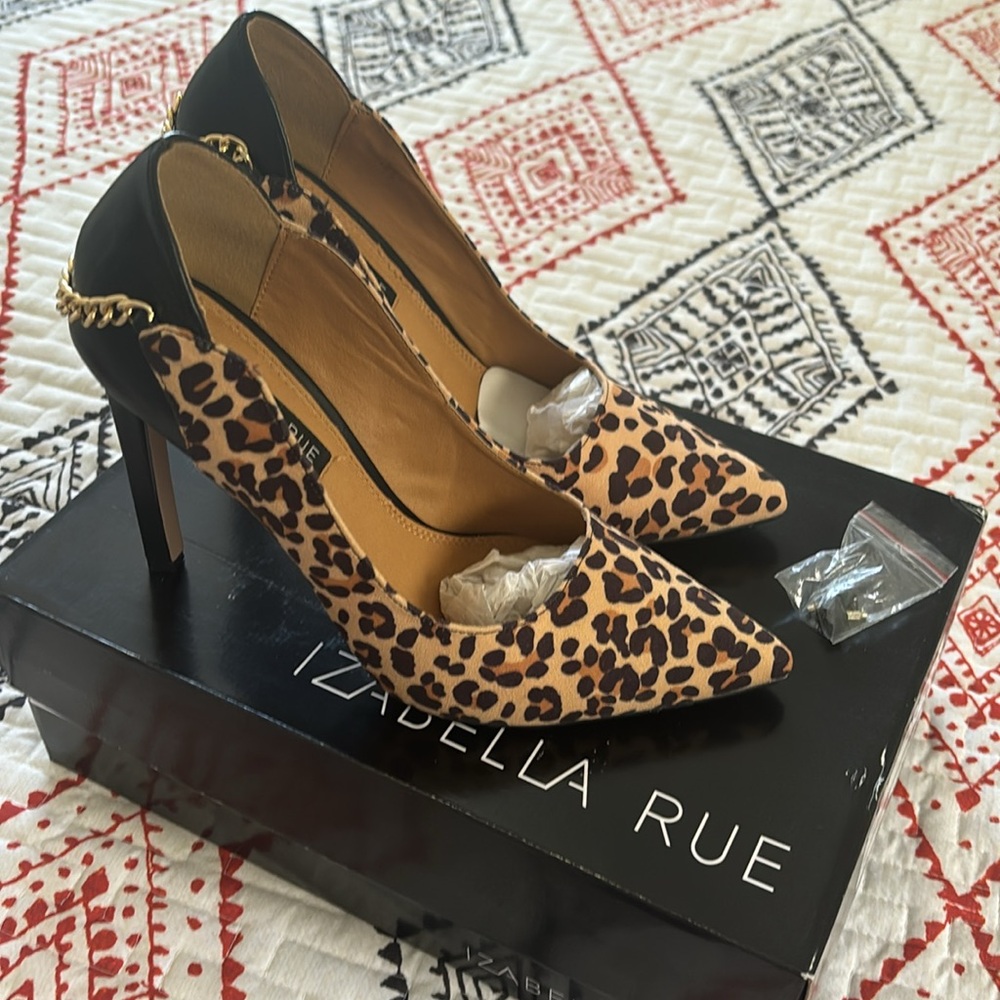 Leopard Print Heels - Picture 4 of 7